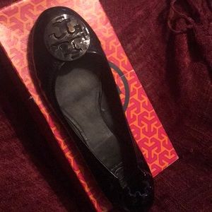 Tory Burch patent reva ballet flats